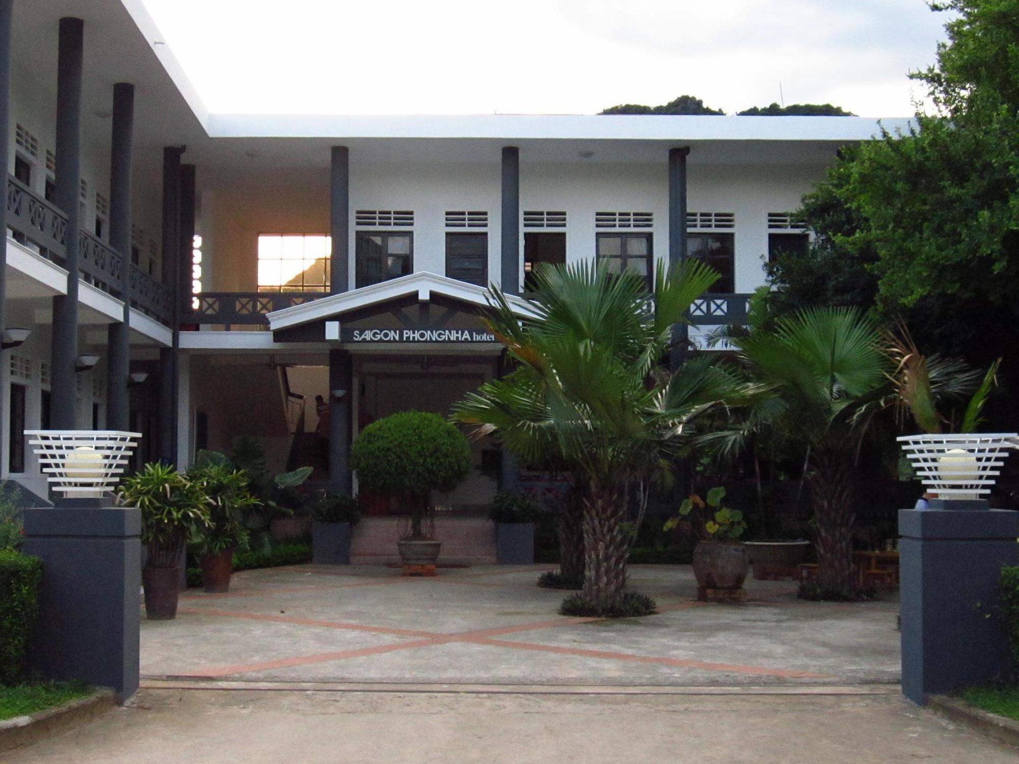 Sai Gon Phong Nha Hotel Dong Hoi Zewnętrze zdjęcie